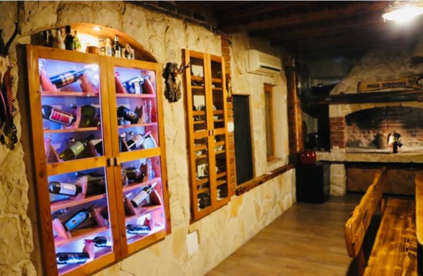 Iva Apartman Sa Bazenom Donji Zemunik Dış mekan fotoğraf