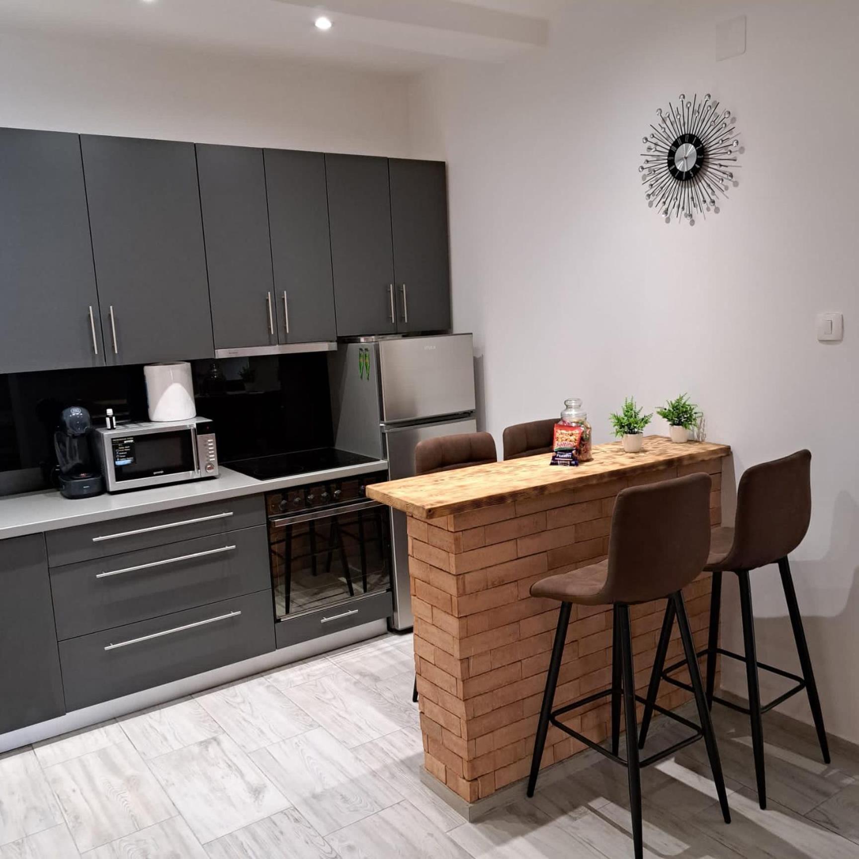 Iva Apartman Sa Bazenom Donji Zemunik Dış mekan fotoğraf